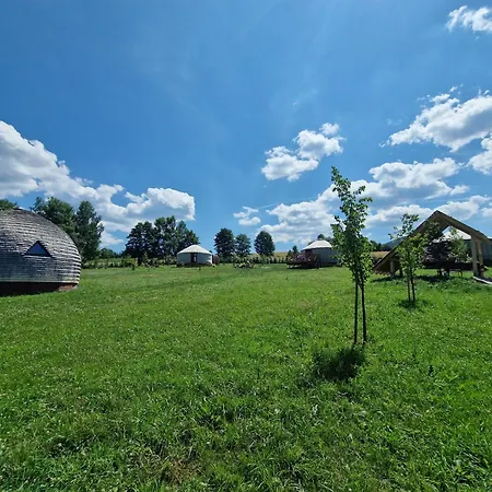 Kompleks wypoczynkowy 4 Zywioly - Caloroczne Kopulowe W Sudetach