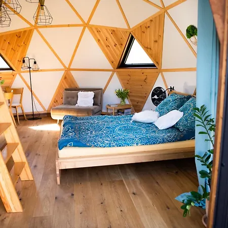 Holiday park 4 Zywioly - Caloroczne Kopulowe W Sudetach Stronie Slaskie