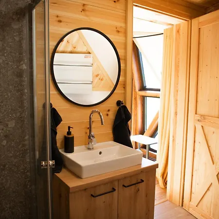 4 Zywioly Caloroczne W Gorach - Dostep Do Sauny