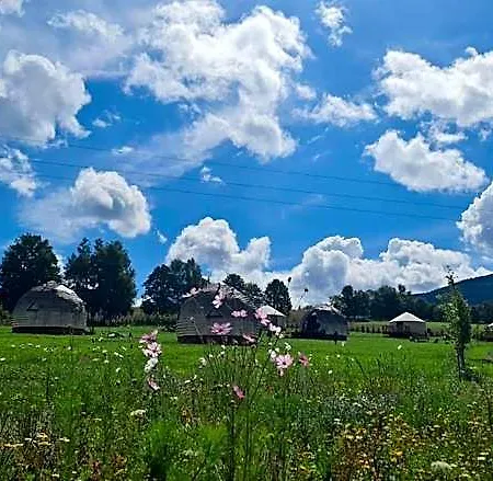4 Zywioly Caloroczne W Gorach Nyaraló *