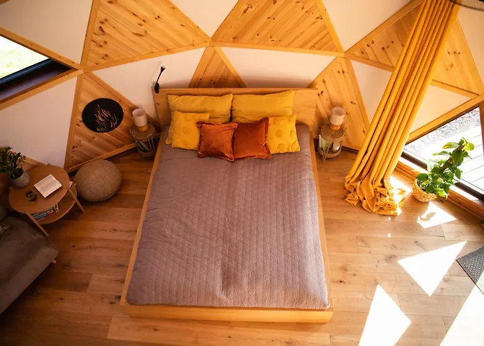 4 Zywioly Caloroczne W Gorach - Dostep Do Sauny